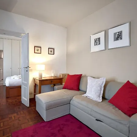Niccolini 33 In Sarpi Apartment